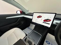 Tesla Model 3 WR71GMX