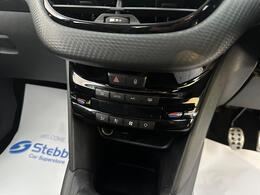 Peugeot 208 RK17OPU