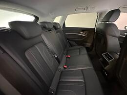 Audi e-tron RY21HHX