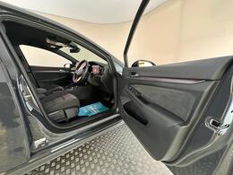Volkswagen Golf AO25XUN
