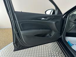 Vauxhall Insignia VN21XVA