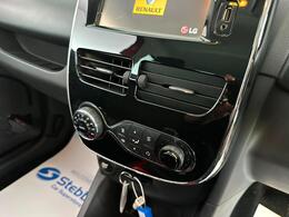 Renault Clio LO64FZP
