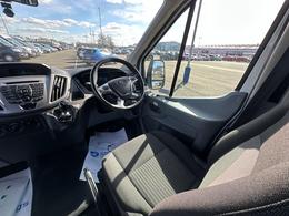 Ford Transit YP68UVJ