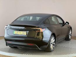 Tesla Model 3 LB74UKP
