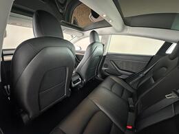 Tesla Model 3 AF72UXZ