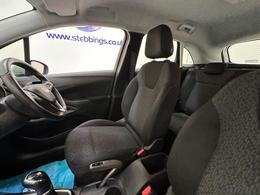 Vauxhall Crossland X DY68FNT