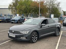 Volkswagen Passat YE70PYB