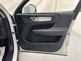 Volvo XC40 YM70FWV