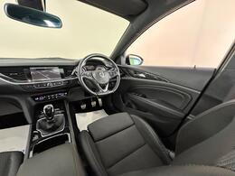 Vauxhall Insignia DY67VWC