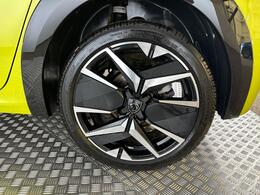 Peugeot 208 FL24CFM