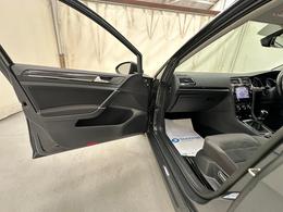 Volkswagen Golf MW67FMC
