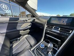 BMW 8 Series YJ19VVH