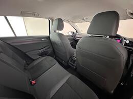 Volkswagen Golf VE22WDV