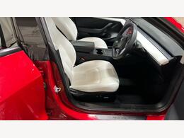 Tesla Model 3 LF71VTK