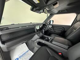 Land Rover Defender 90 WG25BLZ