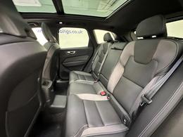 Volvo XC60 YP22ZTU