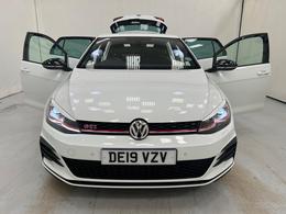 Volkswagen Golf DE19VZV