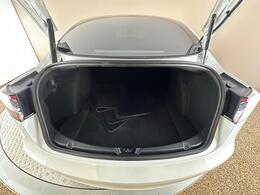 Tesla Model 3 AF72UUV