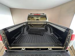 Nissan Navara SH21EBU