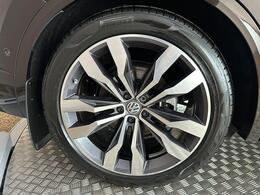 Volkswagen Touareg KY69UHS