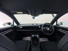 Porsche Macan FD74LXY