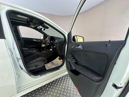 Mercedes-Benz B Class KT65HXO