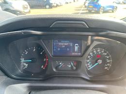 Ford Transit YP68UVJ