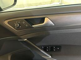 Volkswagen Golf AE67OET