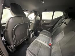 Volvo XC40 YT22VKE