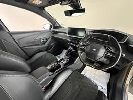 Peugeot E-208 EX71WCM