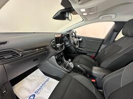 Ford Puma GX71LTV