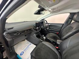 Ford Fiesta MH72KGP