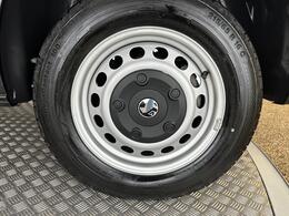 Vauxhall Vivaro DS74OKU