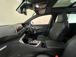 Peugeot 5008 YC69YJN