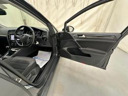 Volkswagen Golf MW67FMC