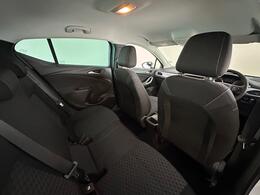 Vauxhall Astra DU70YZC