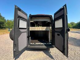 Volkswagen Crafter DX26ZHU