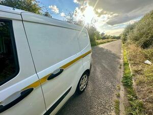 Photo 6 of this Ford Transit Courier