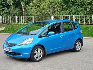 2010 Honda Jazz ES