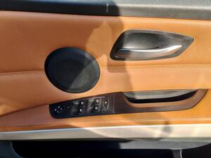 Photo 27 of this BMW 3 Series