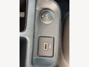Photo 26 of this Ford Grand Tourneo Connect