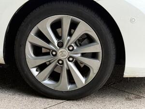 2015 Toyota Auris Excel