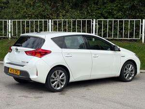 2015 Toyota Auris Excel
