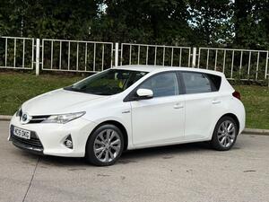 2015 Toyota Auris Excel
