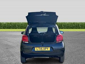 Photo 5 of this Citroen C1