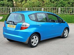 2010 Honda Jazz ES
