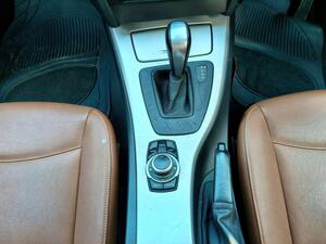 Photo 12 of this BMW 3 Series