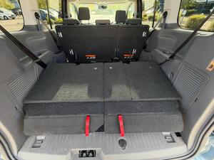 Photo 16 of this Ford Grand Tourneo Connect