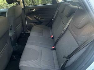 Photo 29 of this Ford Focus