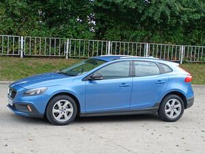 2014 Volvo V40 Cross Country SE